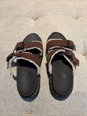 Women’s Brown Sherpa-lined Buckle chunky Sandals